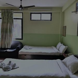 Metro Eco Hotel